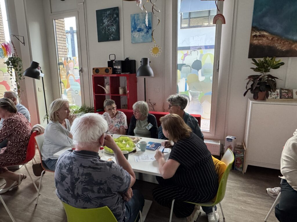 groepje wat praat over thema vervoer